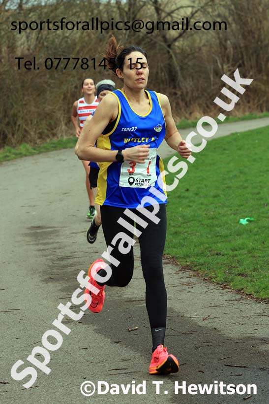 Senior Women, Veteran Women (Over-35) and Veteran Men 2024 NECAA Road Relays Champs., Hetton Lyons Country Park, Hetton le Hole, County Durham. Photo: David T. Hewitson/Sports for All Pics